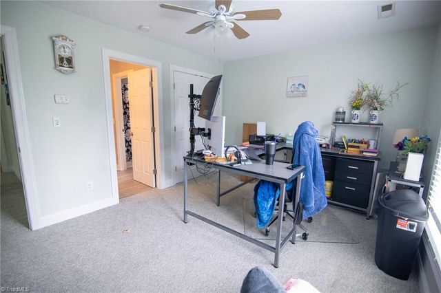 5367 Darwood Estate Lane, Winston-salem, NC 27106