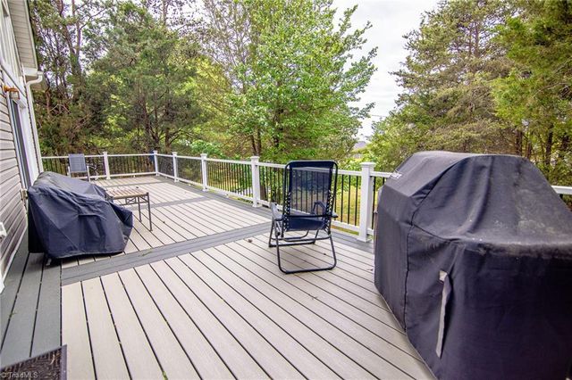 5367 Darwood Estate Lane, Winston-salem, NC 27106