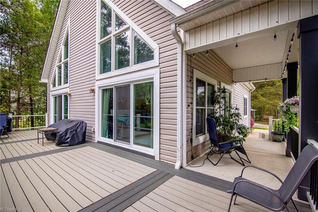 5367 Darwood Estate Lane, Winston-salem, NC 27106