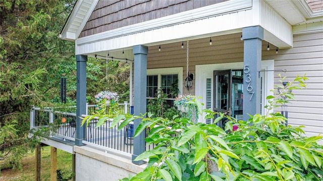 5367 Darwood Estate Lane, Winston-salem, NC 27106