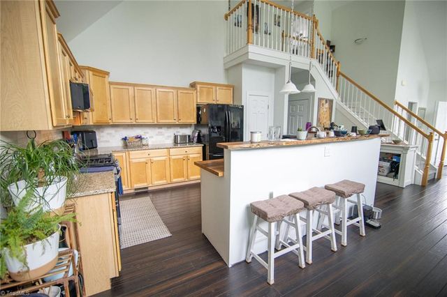 5367 Darwood Estate Lane, Winston-salem, NC 27106