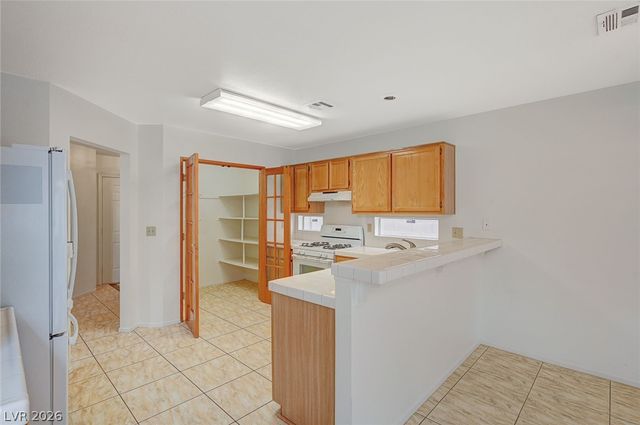 8021 Redskin Circle, Las Vegas, NV 89145