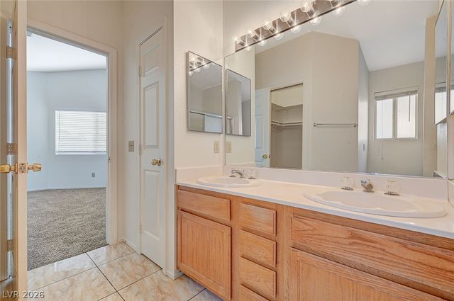 8021 Redskin Circle, Las Vegas, NV 89145