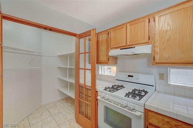 8021 Redskin Circle, Las Vegas, NV 89145