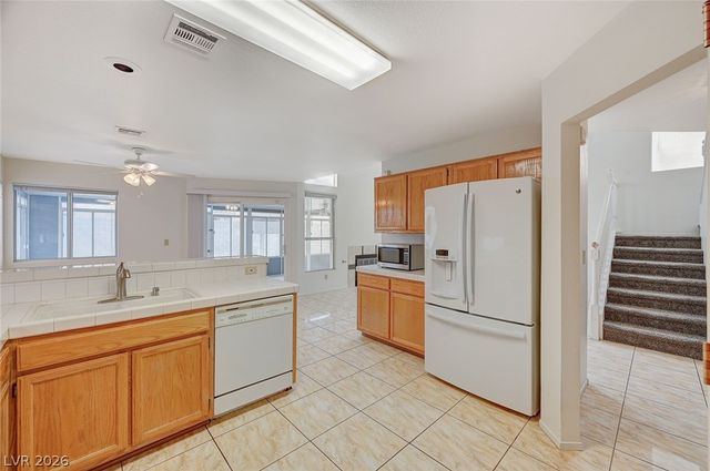 8021 Redskin Circle, Las Vegas, NV 89145