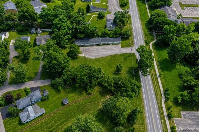 42920 W 14 Mile Road, Walled Lake, MI 48390