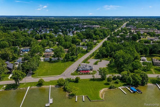 42920 W 14 Mile Road, Walled Lake, MI 48390