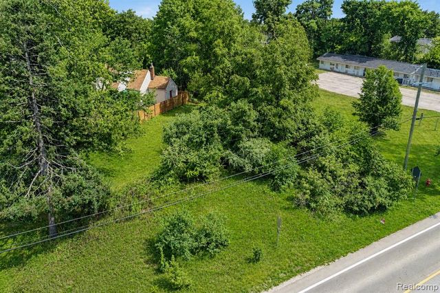 42920 W 14 Mile Road, Walled Lake, MI 48390