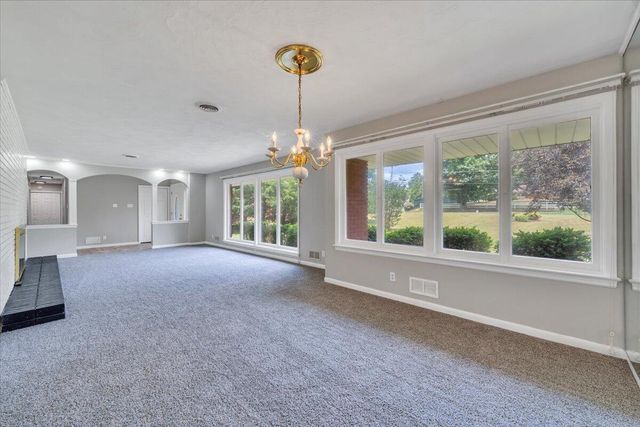 4962 Bower RD, Roanoke, VA 24018