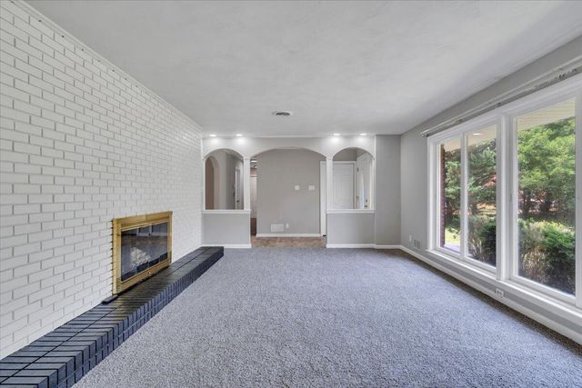 4962 Bower RD, Roanoke, VA 24018