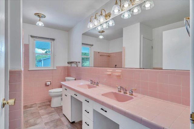 4962 Bower RD, Roanoke, VA 24018