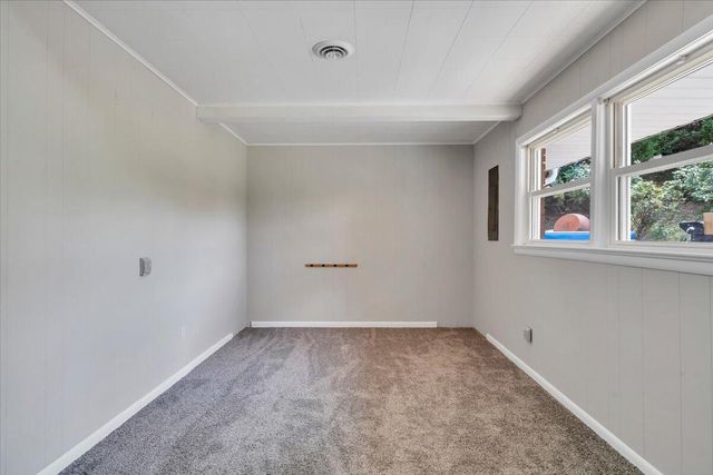 4962 Bower RD, Roanoke, VA 24018