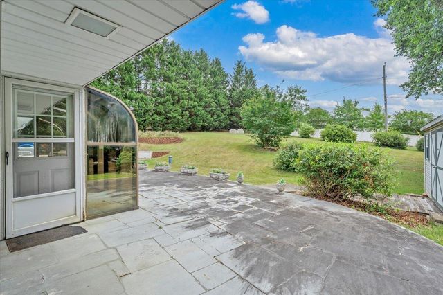4962 Bower RD, Roanoke, VA 24018