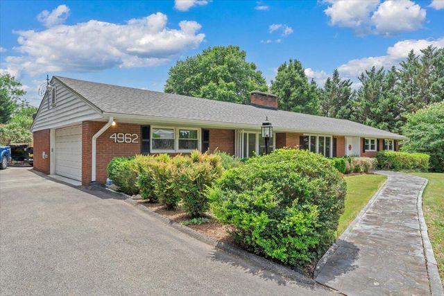 4962 Bower RD, Roanoke, VA 24018