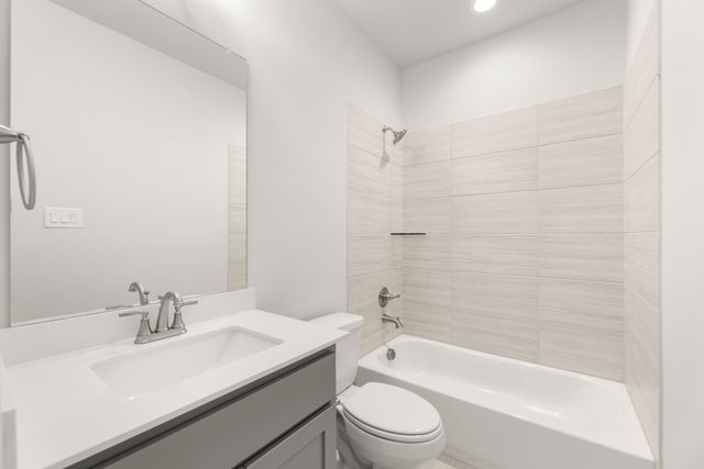 17137 Oxborough Drive, Fort Worth, TX 76247