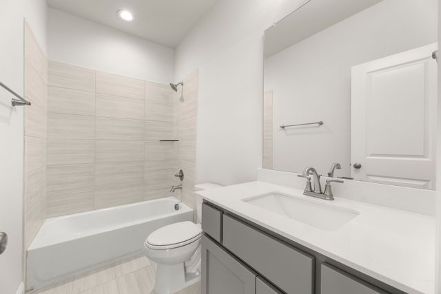 17137 Oxborough Drive, Fort Worth, TX 76247