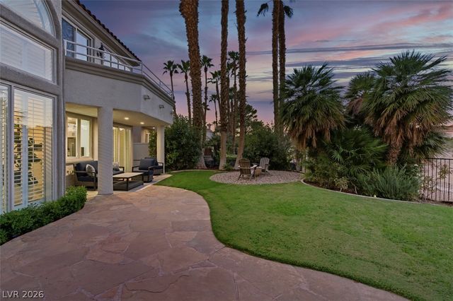 8848 Rainbow Ridge Drive, Las Vegas, NV 89117