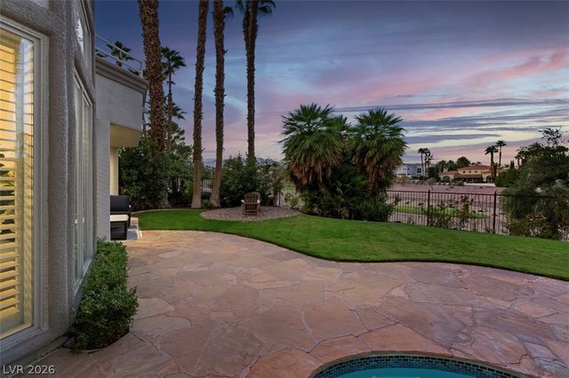 8848 Rainbow Ridge Drive, Las Vegas, NV 89117