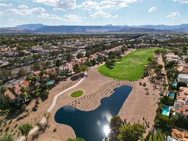 8848 Rainbow Ridge Drive, Las Vegas, NV 89117