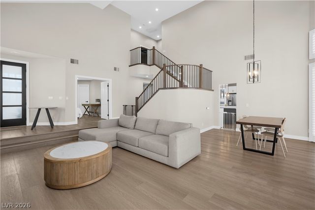 8848 Rainbow Ridge Drive, Las Vegas, NV 89117