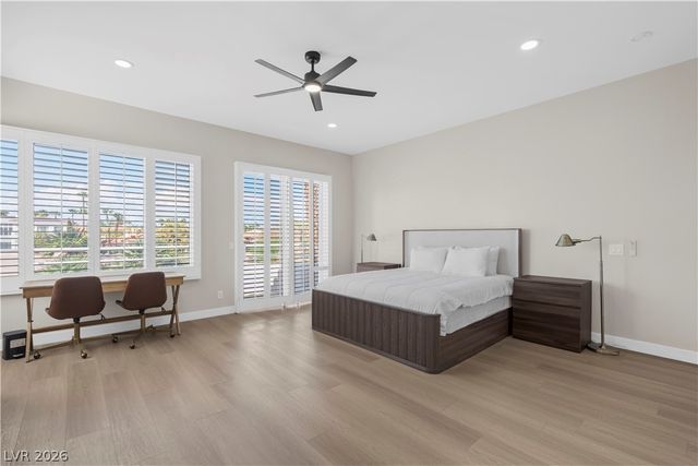 8848 Rainbow Ridge Drive, Las Vegas, NV 89117