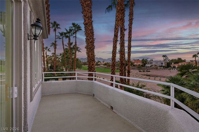 8848 Rainbow Ridge Drive, Las Vegas, NV 89117