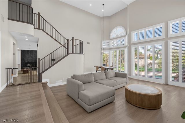 8848 Rainbow Ridge Drive, Las Vegas, NV 89117