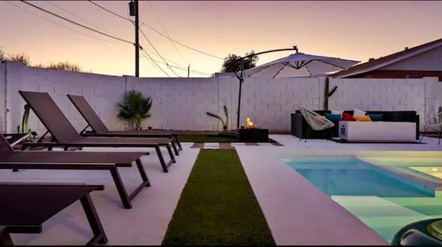 1450 E Hoover Avenue, Phoenix, AZ 85006
