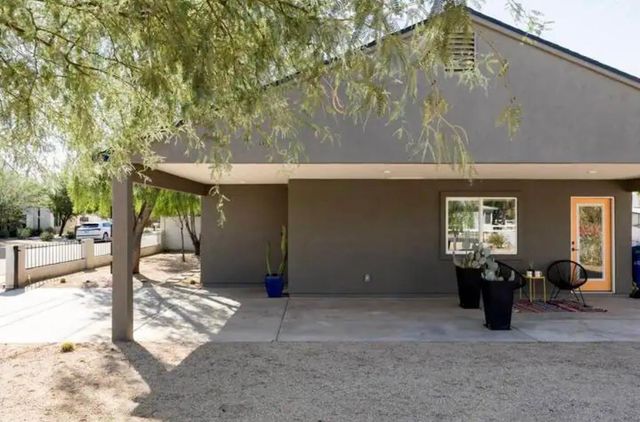 1450 E Hoover Avenue, Phoenix, AZ 85006
