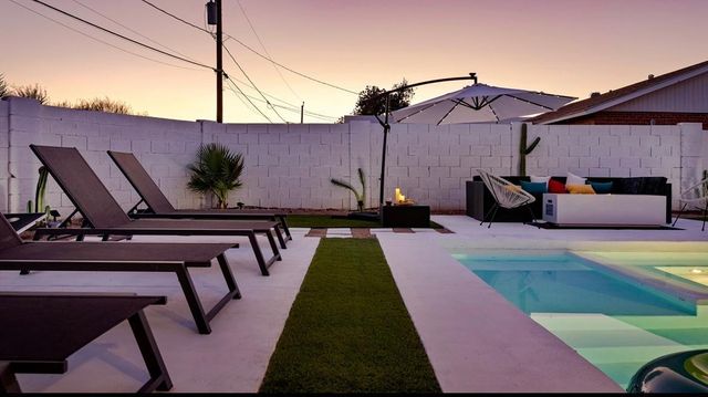 1450 E Hoover Avenue, Phoenix, AZ 85006