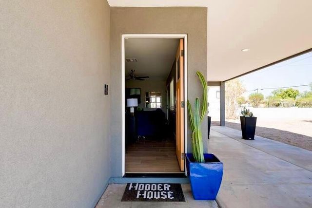 1450 E Hoover Avenue, Phoenix, AZ 85006