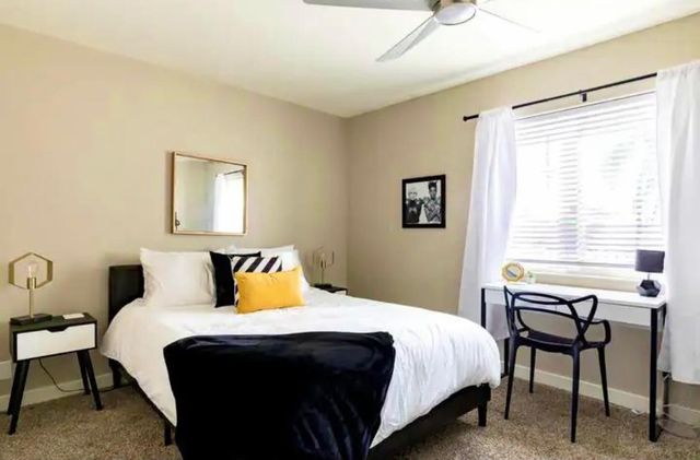 1450 E Hoover Avenue, Phoenix, AZ 85006