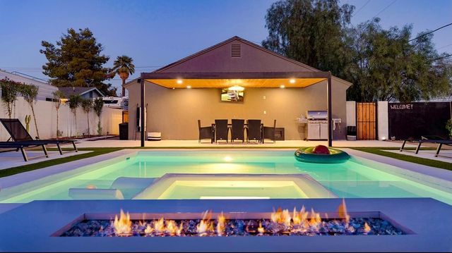 1450 E Hoover Avenue, Phoenix, AZ 85006