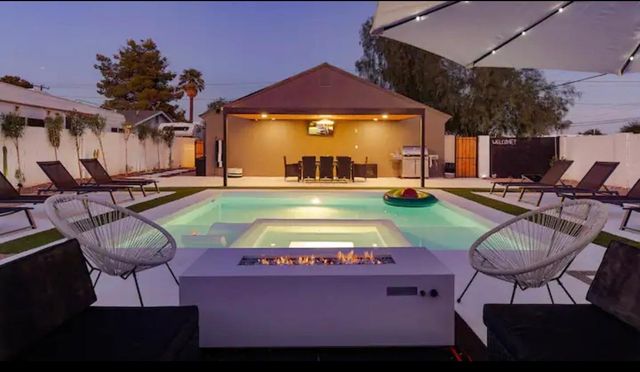 1450 E Hoover Avenue, Phoenix, AZ 85006