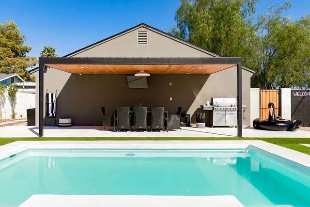 1450 E Hoover Avenue, Phoenix, AZ 85006