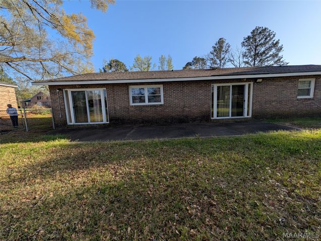 1909 Laforet Drive, Selma, AL 36701