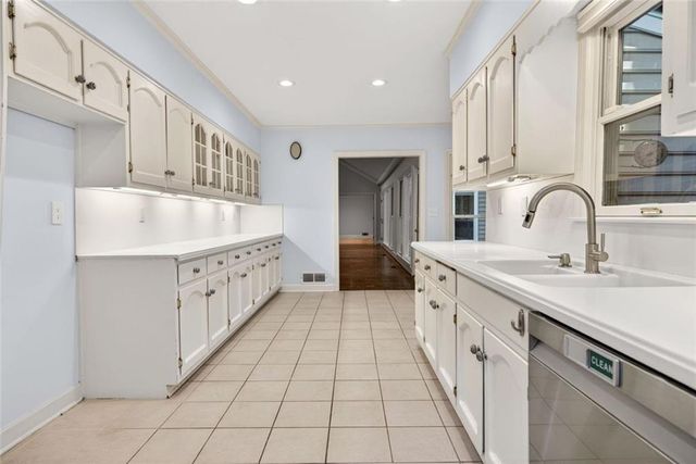1855 Bedfordshire Court, Decatur, GA 30033
