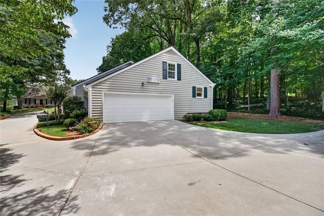 1855 Bedfordshire Court, Decatur, GA 30033