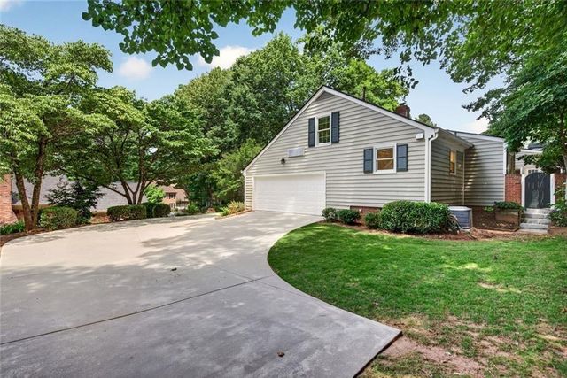 1855 Bedfordshire Court, Decatur, GA 30033