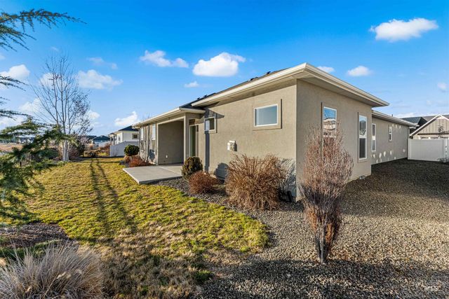 8165 Fountain Brook, Middleton, ID 83644