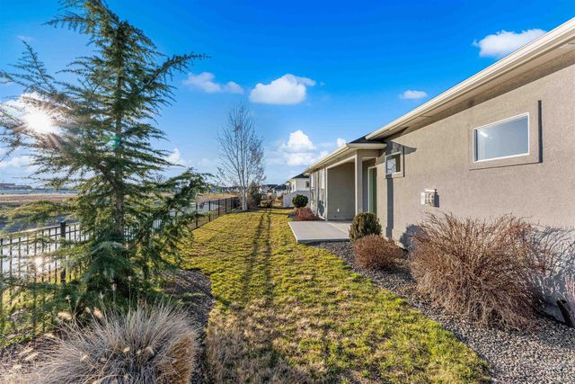 8165 Fountain Brook, Middleton, ID 83644