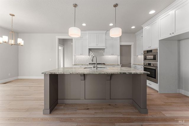 8165 Fountain Brook, Middleton, ID 83644