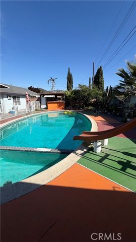 10900 Goss, Sun Valley (los Angeles), CA 91352