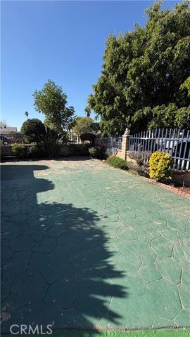 10900 Goss, Sun Valley (los Angeles), CA 91352