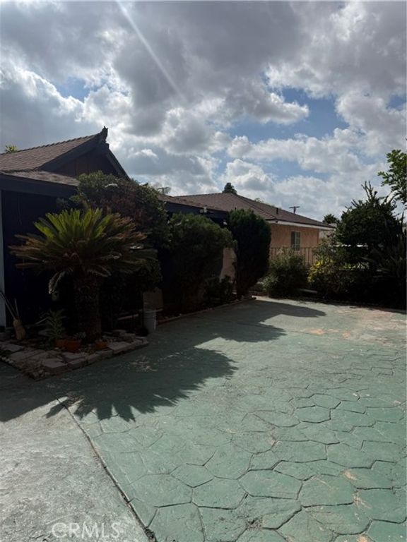 10900 Goss, Sun Valley (los Angeles), CA 91352