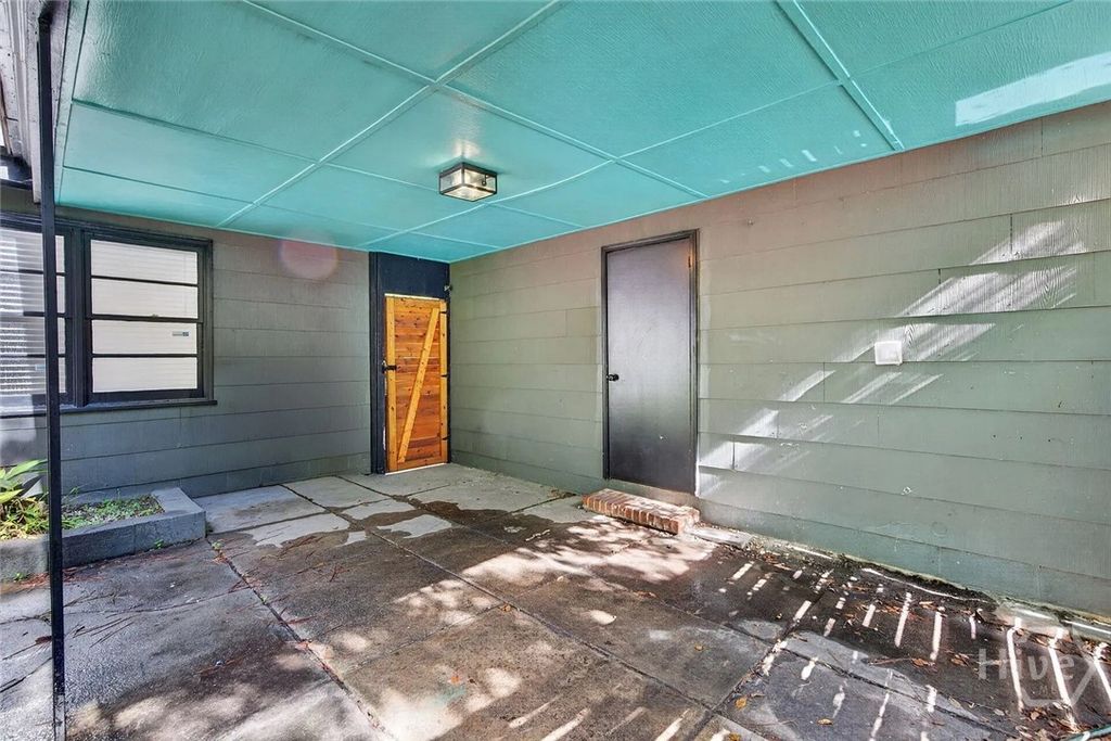 Image 14 of property listing at 629 Wheeler Street, Savannah, GA 31405