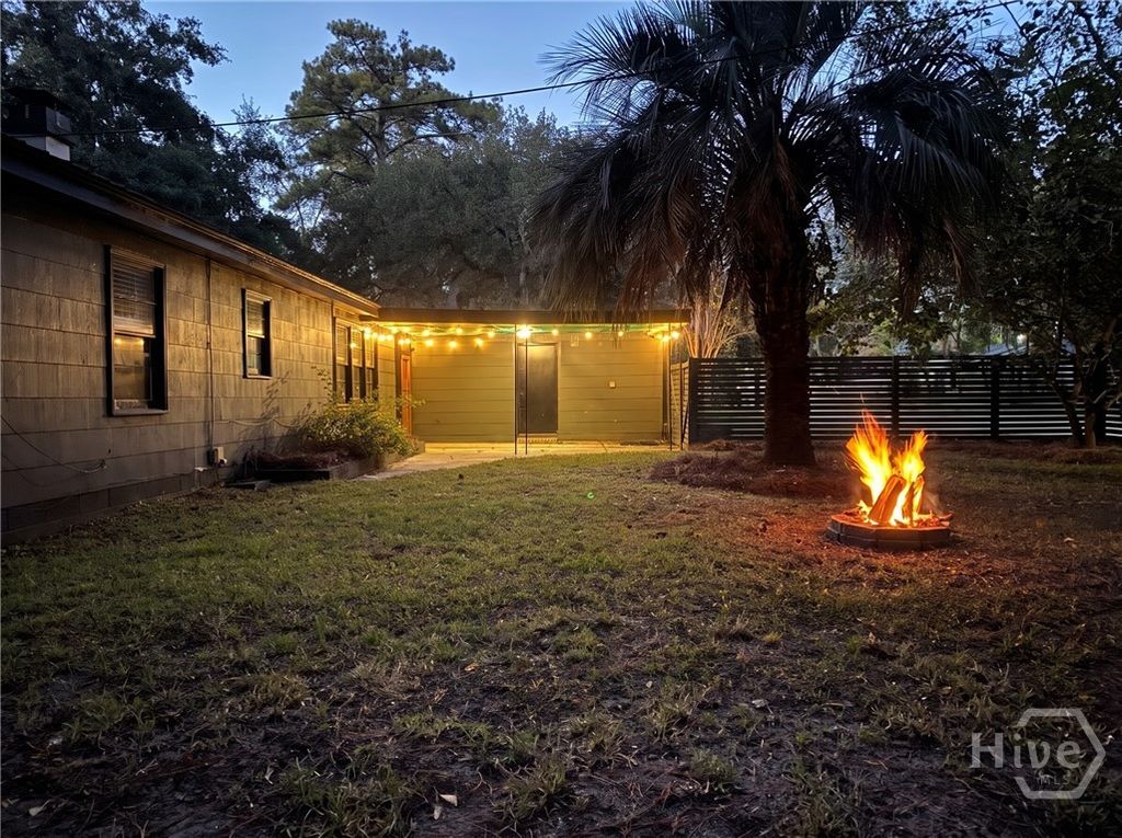 Image 21 of property listing at 629 Wheeler Street, Savannah, GA 31405