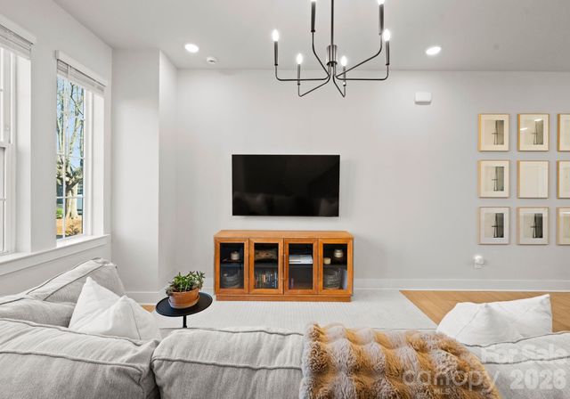 1216 Craig View Way, Charlotte, NC 28211