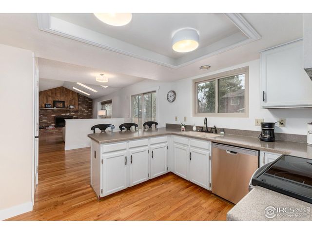 2253 Spinnaker Cir, Longmont, CO 80503