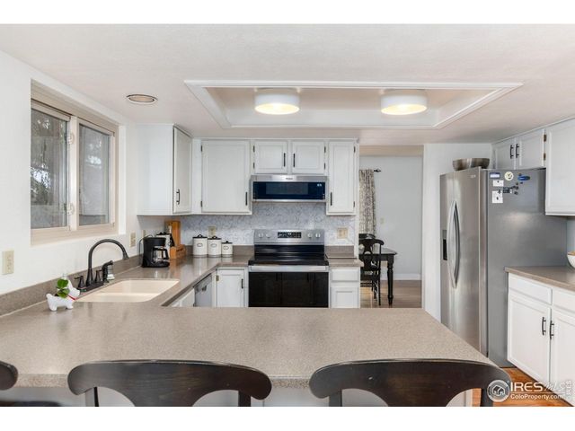 2253 Spinnaker Cir, Longmont, CO 80503